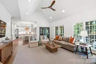 5309 Shasta Hill Ct, Charlotte, NC 28211 - Photo 11