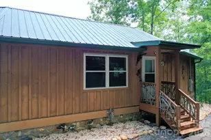 470 Bear Ridge Rd, Tuckasegee, NC 28783 - Photo 5