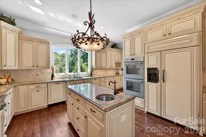 5424 Gorham Drive, Charlotte, NC 28226 - Photo 9
