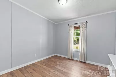 122 Fallswood Court, Hendersonville, NC 28739 - Photo 25