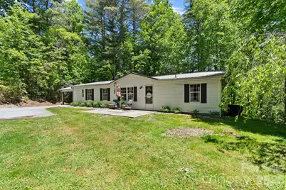 122 Fallswood Court, Hendersonville, NC 28739 - Photo 3