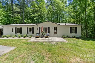 122 Fallswood Ct, Hendersonville, NC 28739 - Photo 1
