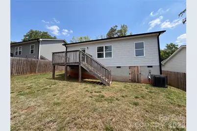 5704 Woodard Street, Charlotte, NC 28269 - Photo 5