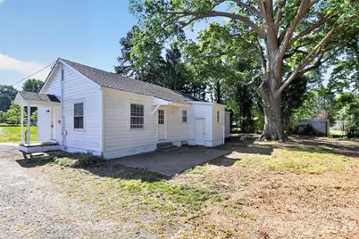 4812 E Wt Harris Boulevard, Charlotte, NC 28215 - Photo 17