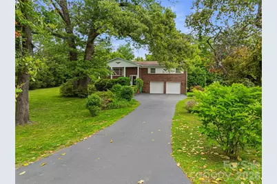 208 Applecross Lane, Hendersonville, NC 28791 - Photo 3