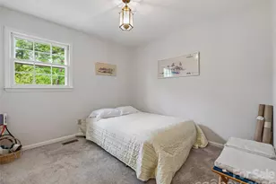 208 Applecross Ln, Hendersonville, NC 28791 - Photo 15