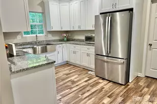 7205 Sagebrush Cir, Concord, NC 28025 - Photo 9