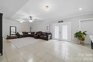 909 36th Ave NW, Hickory, NC 28601 - Photo 29