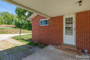 193 Old Howell Ml Rd, Waynesville, NC 28786 - Photo 11