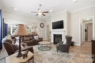 7111 Overjoyed Crossing, Charlotte, NC 28215 - Photo 3