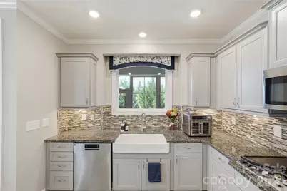 7111 Overjoyed Crossing, Charlotte, NC 28215 - Photo 11