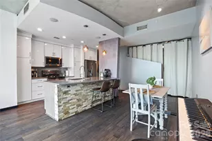 210 N Church St, Charlotte, NC 28202 - Photo 29
