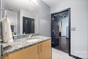 210 N Church St, Charlotte, NC 28202 - Photo 33