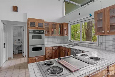 2051 Royall Drive, Winston Salem, NC 27106 - Photo 9