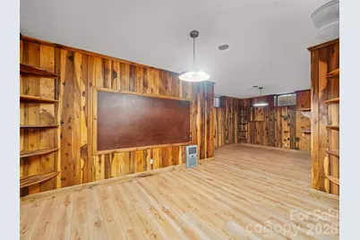 110 Crest View Road, Burnsville, NC 28714 - Photo 17