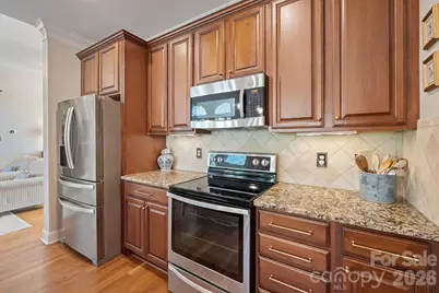 1890 Waterbury Court, Hickory, NC 28602 - Photo 11