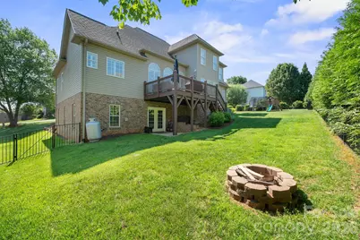 1890 Waterbury Court, Hickory, NC 28602 - Photo 43