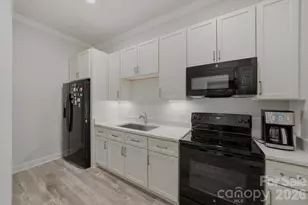 4547 Emory Ln, Charlotte, NC 28211 - Photo 39