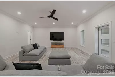 4547 Emory Lane, Charlotte, NC 28211 - Photo 37
