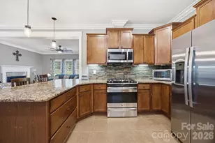 305 Hedrick Lambe Dr, Salisbury, NC 28146 - Photo 27