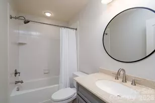 1617 Brook Rd, Charlotte, NC 28205 - Photo 11