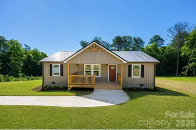 2017 Bailey Drive, Hickory, NC 28601 - Photo 1