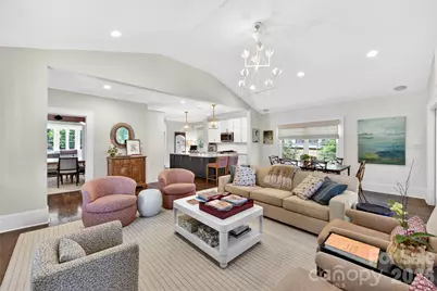 2127 Crescent Avenue, Charlotte, NC 28207 - Photo 25