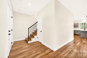 76 Jonestown Rd, Asheville, NC 28804 - Photo 5
