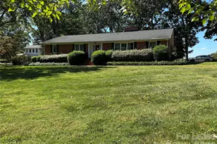 700 S Main St, Belmont, NC 28012 - Photo 1