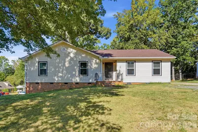 6301 Dwightware Boulevard, Charlotte, NC 28227 - Photo 1