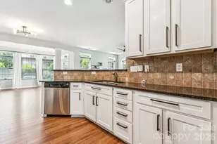 3233 Park South Station Blvd, Charlotte, NC 28210 - Photo 9