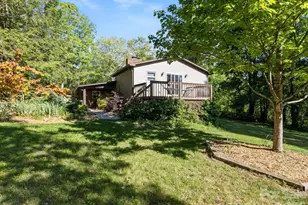 97 Columbia Cir, Hendersonville, NC 28792 - Photo 5
