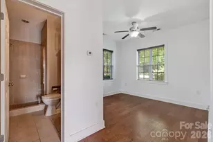 262 Harbour Pl Dr, Davidson, NC 28036 - Photo 15