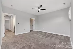 262 Harbour Pl Dr, Davidson, NC 28036 - Photo 13