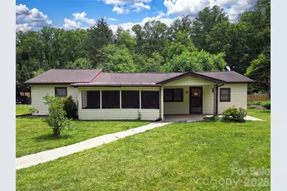 22 McMinn Road, Hendersonville, NC 28792 - Photo 5