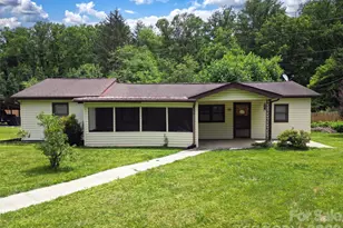 22 McMinn Rd, Hendersonville, NC 28792 - Photo 5