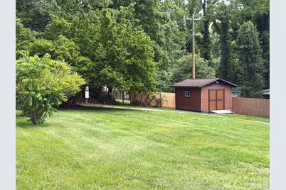 22 McMinn Road, Hendersonville, NC 28792 - Photo 35