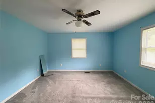 22 McMinn Rd, Hendersonville, NC 28792 - Photo 23