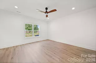1701 Byrum St, Charlotte, NC 28216 - Photo 9