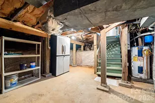 80 W Chestnut St, Asheville, NC 28801 - Photo 17
