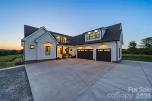 2322 Moss Farm Rd, Hickory, NC 28602 - Photo 5