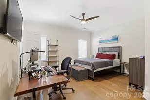2800 Wingfield Pl, Charlotte, NC 28210 - Photo 13