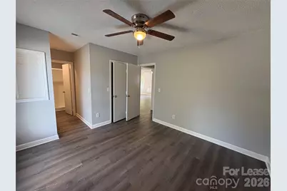 3600 Cobbleridge Drive, Charlotte, NC 28215 - Photo 7