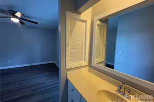 3600 Cobbleridge Dr, Charlotte, NC 28215 - Photo 11