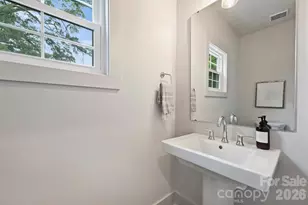 201 Coxe Ave, Charlotte, NC 28208 - Photo 19