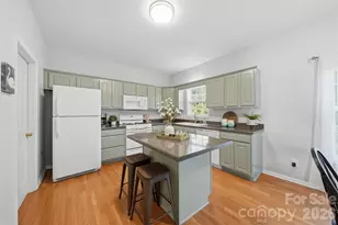 19 Heron Cove Loop, Hickory, NC 28601 - Photo 7