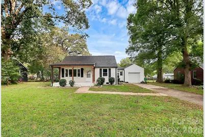5726 Oak Drive, Charlotte, NC 28216 - Photo 3