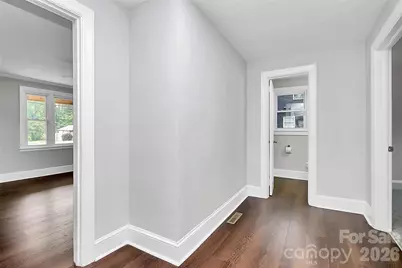 5726 Oak Drive, Charlotte, NC 28216 - Photo 21