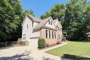 6000 Hunter Ln, Matthews, NC 28104 - Photo 3