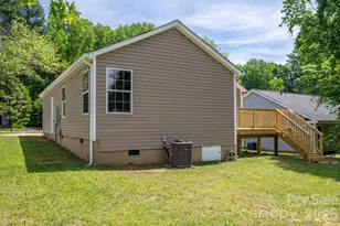 3119 Mintleaf Dr, Charlotte, NC 28269 - Photo 5